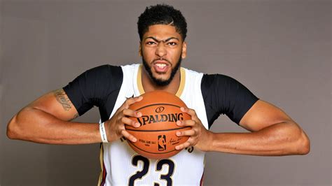 how tall is anthony davis